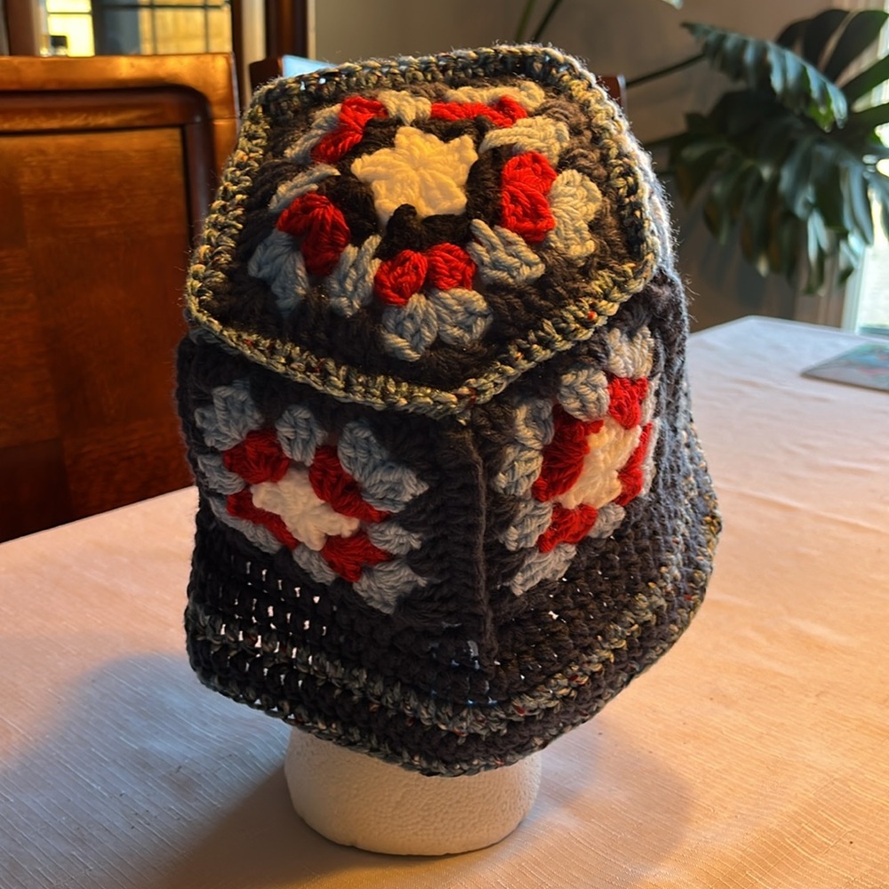 New Hand Crochet Unisex Granny Square Hat - Picture 2 of 5